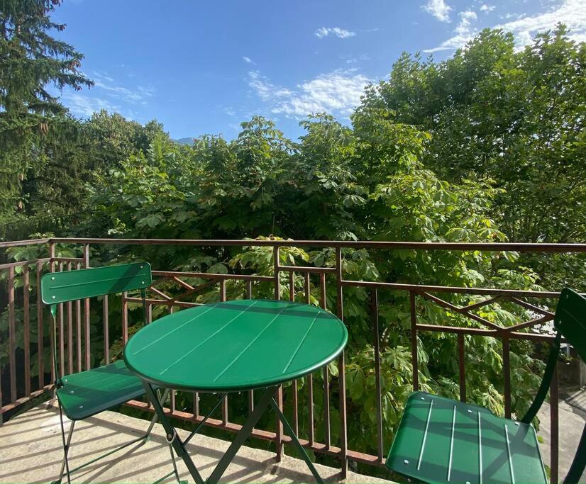 T2 Cocon Avec Balcon Et Parking Appartement La Roche-sur-Foron Buitenkant foto